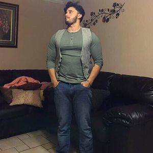 Meet your Posher, Adrian